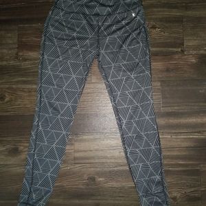 Leggings size small